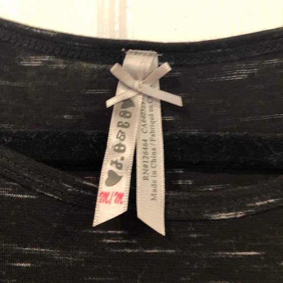 Top - Picture 3 of 3